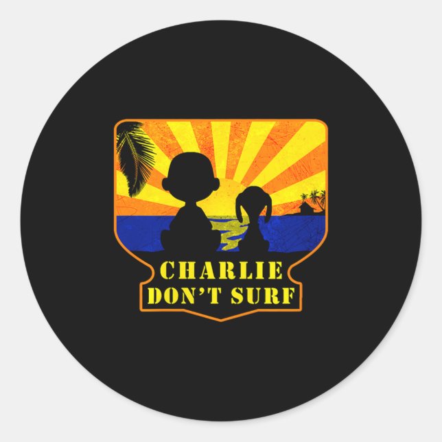 Charlie Don't Surf _ Funny Movie Premium  Runder Aufkleber (Vorderseite)