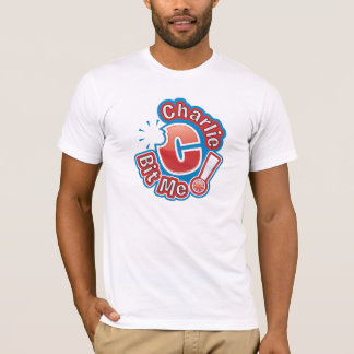 Charlie m'a mordu logo de T-shirt rond
