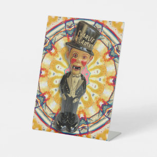 CHARLIE McCARTHY TIN TOY 1940S Sockelschild