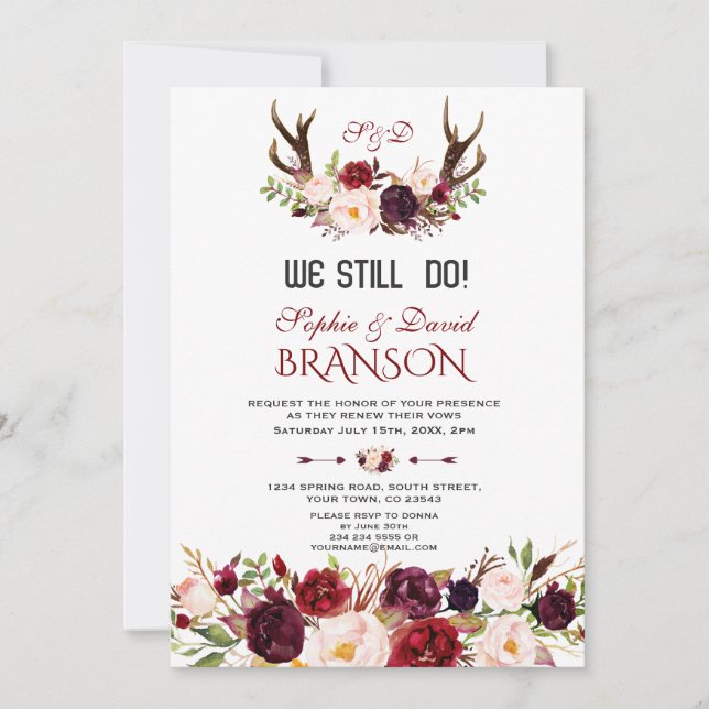 Charm Burgundy Blush Floral Antlers, die wir noch  Einladung (Vorderseite)