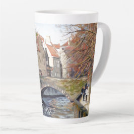 Charmante Alte Brücke über den Kanal in Landschaft Milchtasse