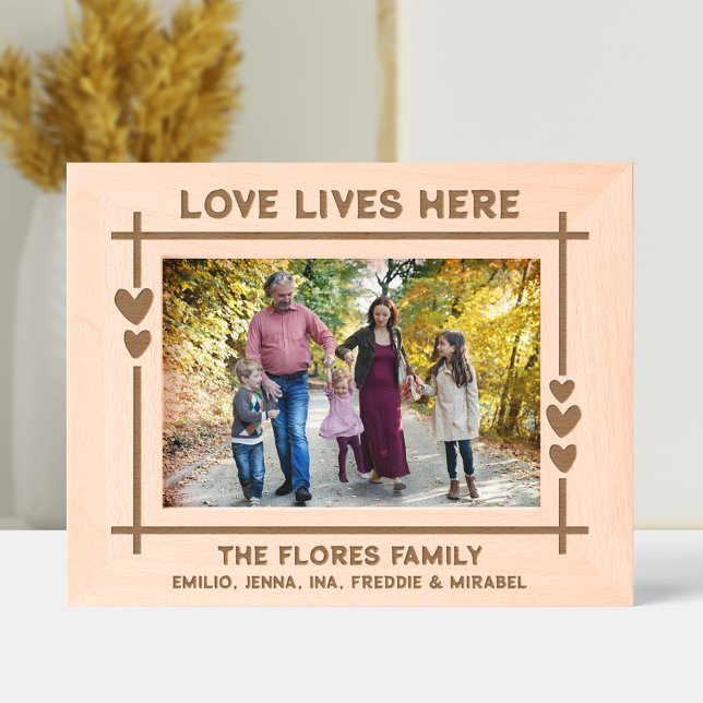 Charmante Liebe lebt hier Herzensfamilie Geätzte Rahmen (Von Creator hochgeladen)