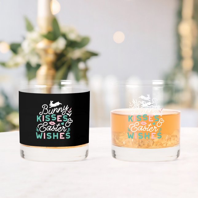 Charmante Ostertypografie Bunny Oster Whiskyglas (Insitu (Hochzeit))