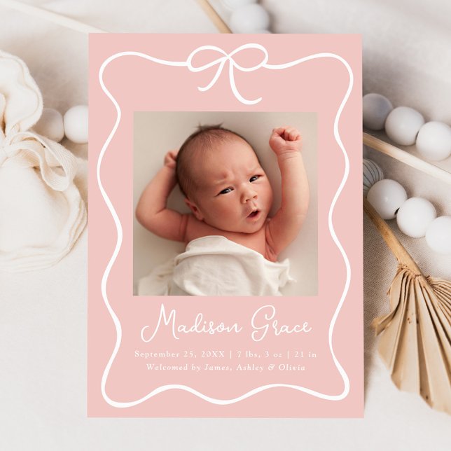 Charming Bow Blush Pink Baby Girl Foto Birth Ankündigung (Von Creator hochgeladen)