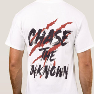 Chase The Unknown– Urban Grunge Streetwear Grafik T-Shirt