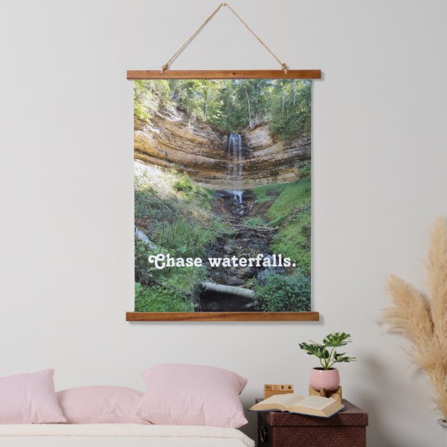 Chase Waterfall Wandteppich Mit Holzrahmen (Schlafzimmer)