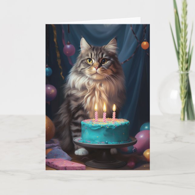 Chat de Maine Coon avec carte de gâteau d'annivers (Devant)