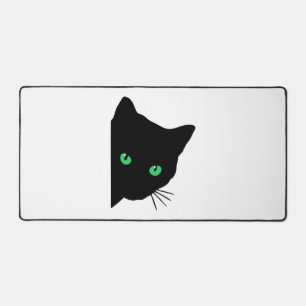 chat noir aux yeux verts