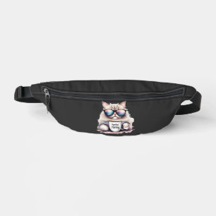 chat portant des lunettes de soleil et tenant une