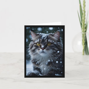 Chat tigré gris dans une tempête de neige Carte de