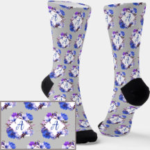 Ajouter les fleurs initiales, bleues et mauves sur