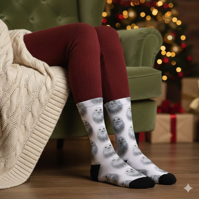 Chaussette Belle, Dreamy et Serene Snowy Owl (Snowy Owls Crew Socks Cover Photo)