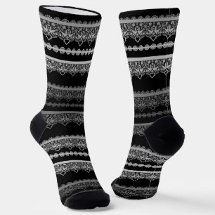 Chaussette dentelle noire, grise, blanche et noire sur noir
