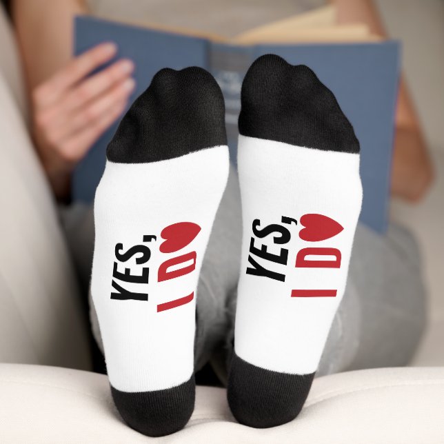 Chaussette ♥ Elle A Dit : Oui Je Suis Surprise La Proposition (Fond)