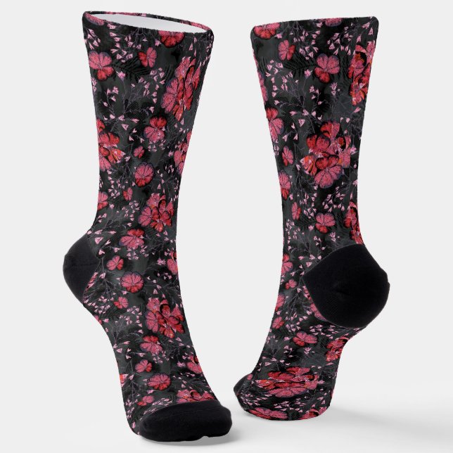 Chaussette Fleurs rouges sur un arrière - plan gris-noir. (Angulaire)