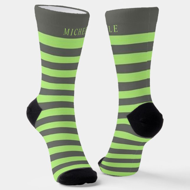 Chaussette Sage Vert clair gris rayé Nom personnalisé (Angulaire)