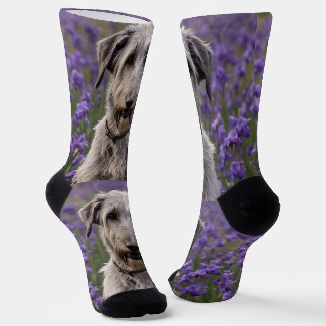 Chaussette Serene Majesty : Wolfhound assis dans un Iris pour (Angulaire)