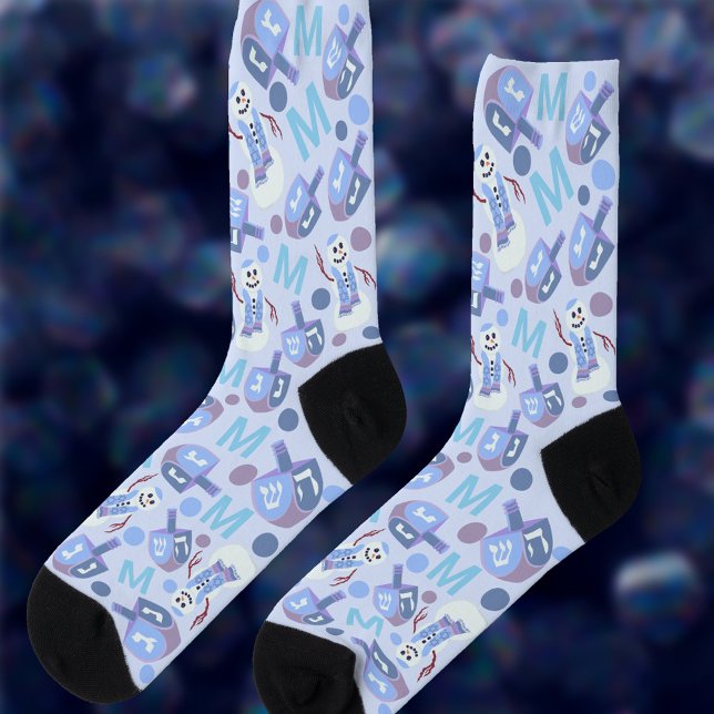 Chaussette Snowman Dreidels Add Your Monogram Cute Hanukkah (Add your monogram initial to these cute Hanukkah socks with snowmen and dreidels)