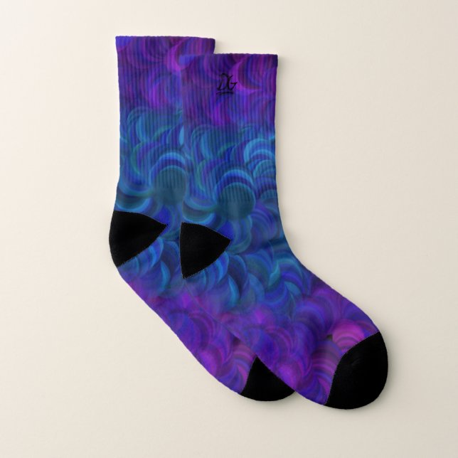 Chaussettes violettes et bleues qui tourbillonnent (Paire)