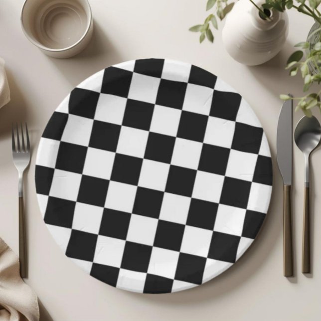 Checkered Black and White Pattern Birthday Party Pappteller (Checkered Black and White Plate, Black and White Party Decor, Checkered Party Plates, Two Cool Party)