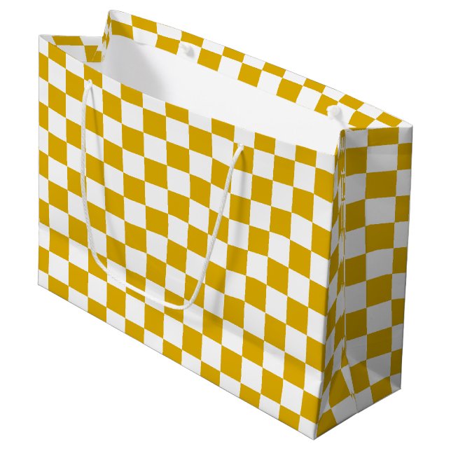 Checkered mustard yellow and White  Große Geschenktüte (Vorderseite Schrägansicht)