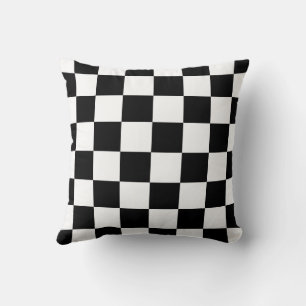 Checkmate Chic Throw Kissen