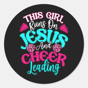 Cheer Girl Dieses Mädchen läuft auf Jesus und Chee Runder Aufkleber