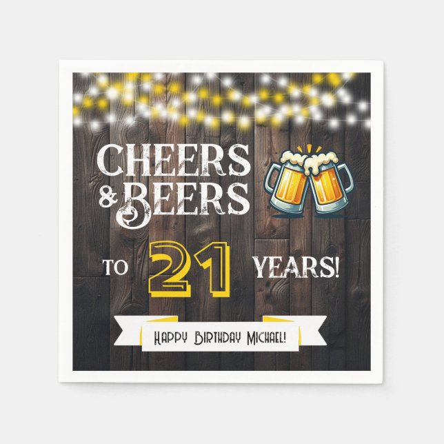 Cheers and Beers to 21 Years Rustic Birthday Serviette (Vorderseite)