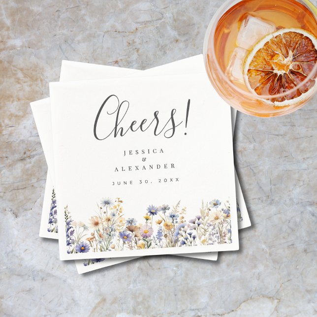 Cheers Dusty Blue Wildblumen Elegant Wedding Serviette (Cheers Dusty Blue Watercolor Wildflowers Elegant Wedding Cocktail Napkin with Wedding Details.)