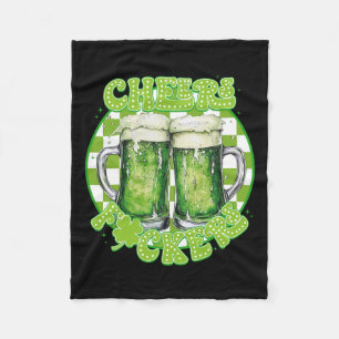 Cheers Fcckers St Patricks Day Irish Kleeblatt Bee Fleecedecke