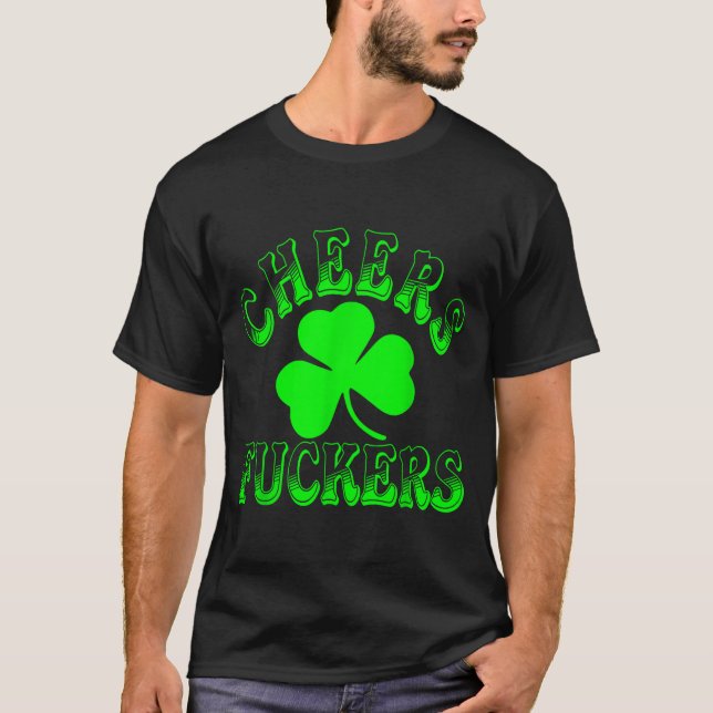 Cheers Forers Irish St Patricks Day Shamrock Tee  (Vorderseite)