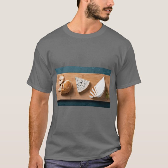 Cheese Lover Fun Graphic T-Shirt (Vorderseite)