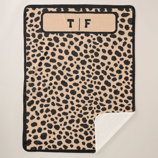 Cheetah Skin Print Initial Monogram | Sherpadecke (Vorderseite)