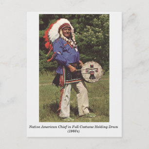 Chef amérindien avec Drum vieille carte postale