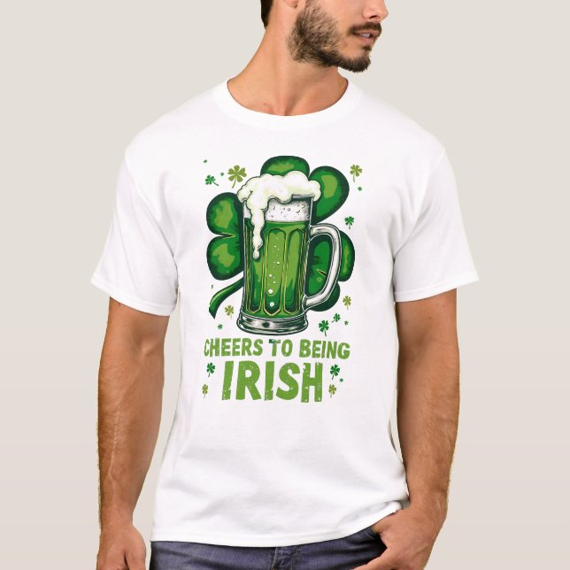 "Chel to Seing Irish - St. Patrick's Day" T-Shirt (Vorderseite)