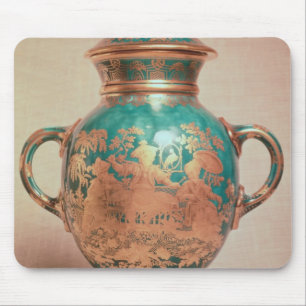 Chelsea-Vase und -deckel mit Vergoldung Mousepad