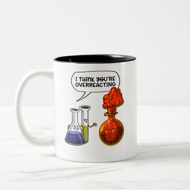 Chemiewissenschaft übertrifft der Witz Zweifarbige Tasse (Links)