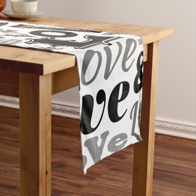 Chemin De Table Court Amour 3 (In Situ)