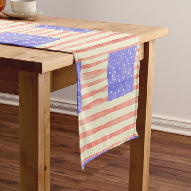 Chemin De Table Court Aquarelle rustique États-Unis drapeau américain mo (In Situ)
