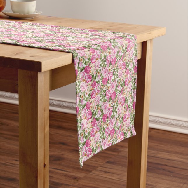 Chemin De Table Court belle rose à fleurs roses (In Situ)