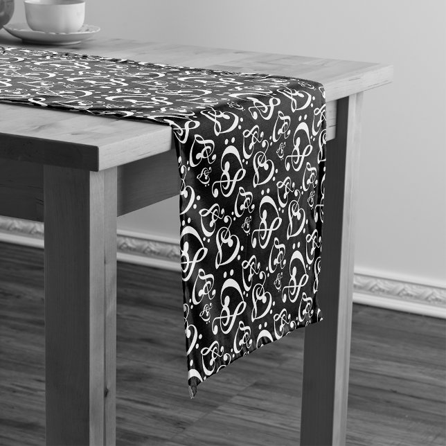 Chemin De Table Court Black White Treble Clef Heart Music Notes Motif (Créateur téléchargé)