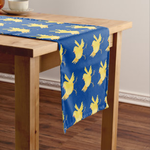 Chemin De Table Court Caricature d'oiseau canari jaune chantant mignon