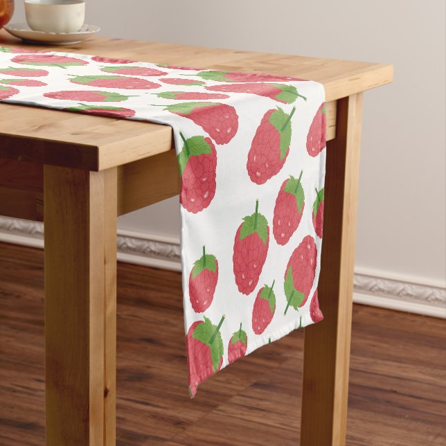 Chemin De Table Court Conception des fruits de framboise (In Situ)