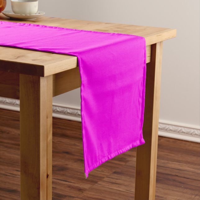 Chemin De Table Court Couleur solide Magenta brillante (In Situ)