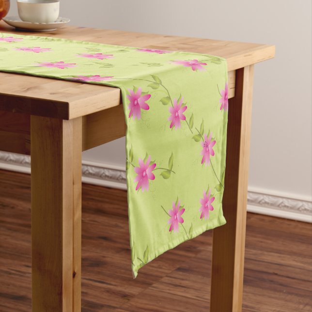 Chemin De Table Court Design à motifs floraux roses (In Situ)