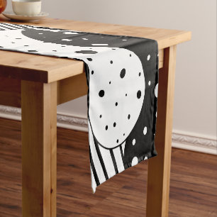 Chemin De Table Court Design géométrique moderne noir et blanc