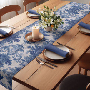 Chemin De Table Court Élégant damassé Bleu toile de jouy monogramme