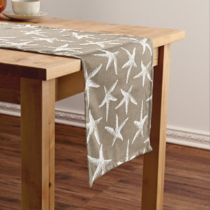 Chemin De Table Court Étoiles de mer et toile de jute blanches côtières