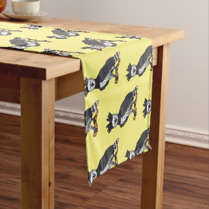 Chemin De Table Court illustration de cartoon d'aigle harpie
