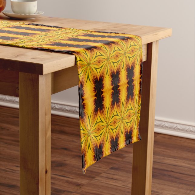 Chemin De Table Court Kaleidoscope Abstrait Jaune Et Brown (In Situ)